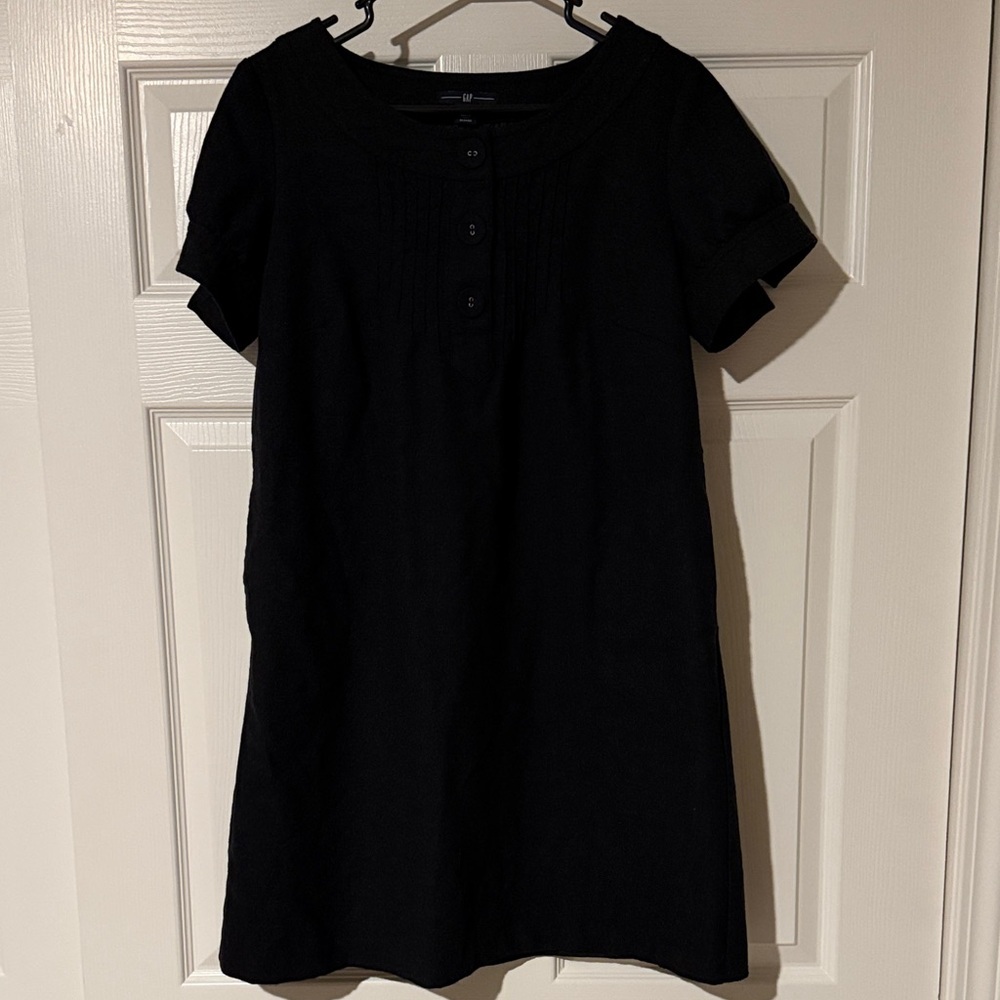 GAP Black Short Sleeve Dress